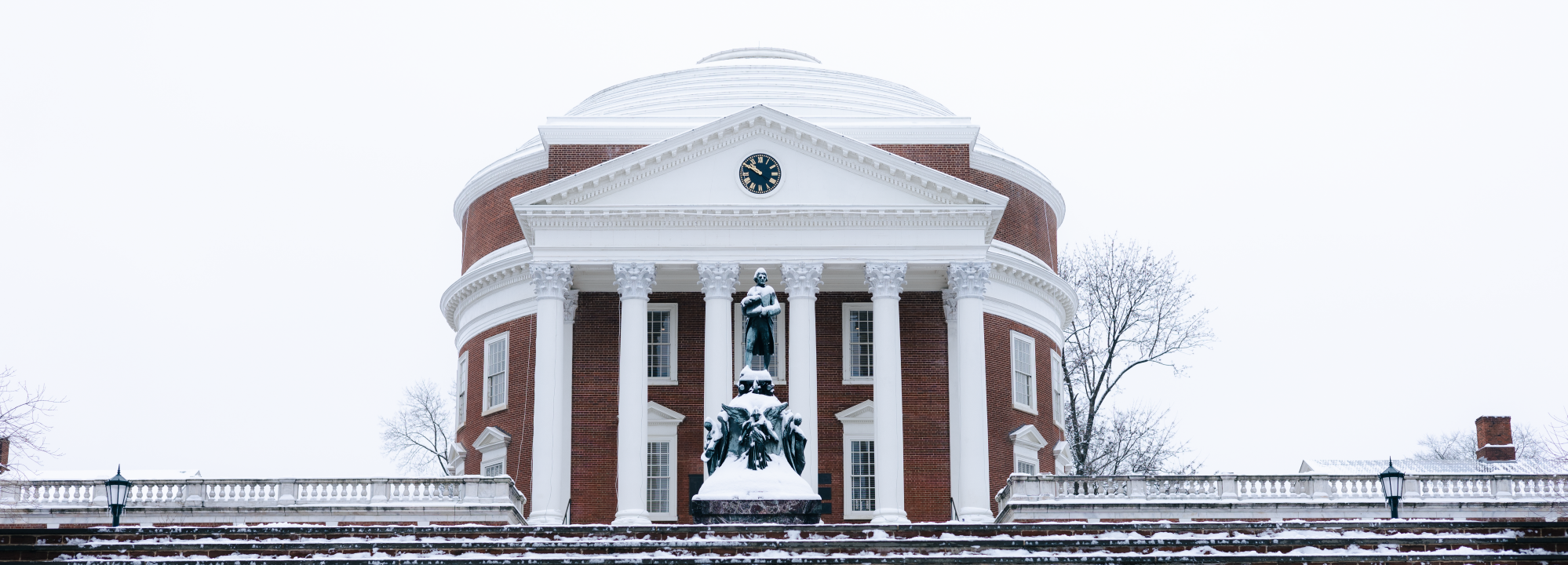 Snow on the rotunda
